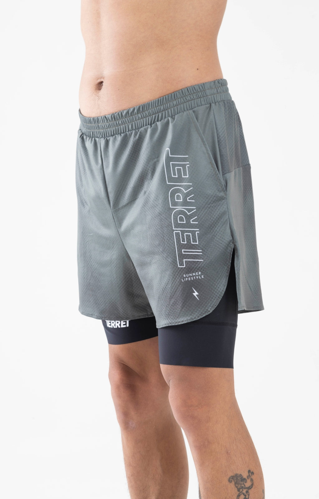 OSAKA RUNNING OLIVE SHORT