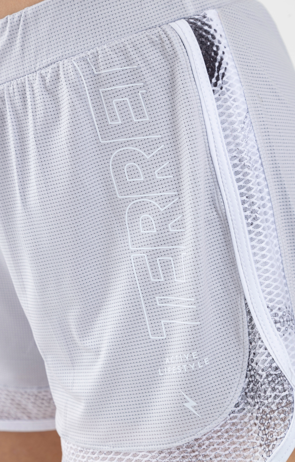 SHORT DEPORTIVO KYORI WHITE